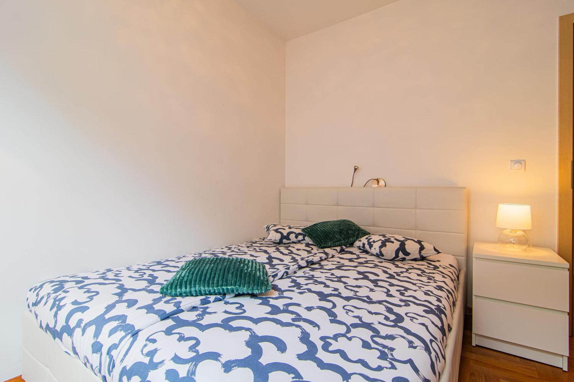 Flexible Selfcheckins 97 - Zagreb - Garden - Parking- Loggia - 2 Bedrooms Exterior foto